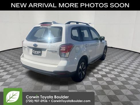 Used 2017 Subaru Forester 2.5i w/ Alloy Wheel Package AWD/4WD image 8