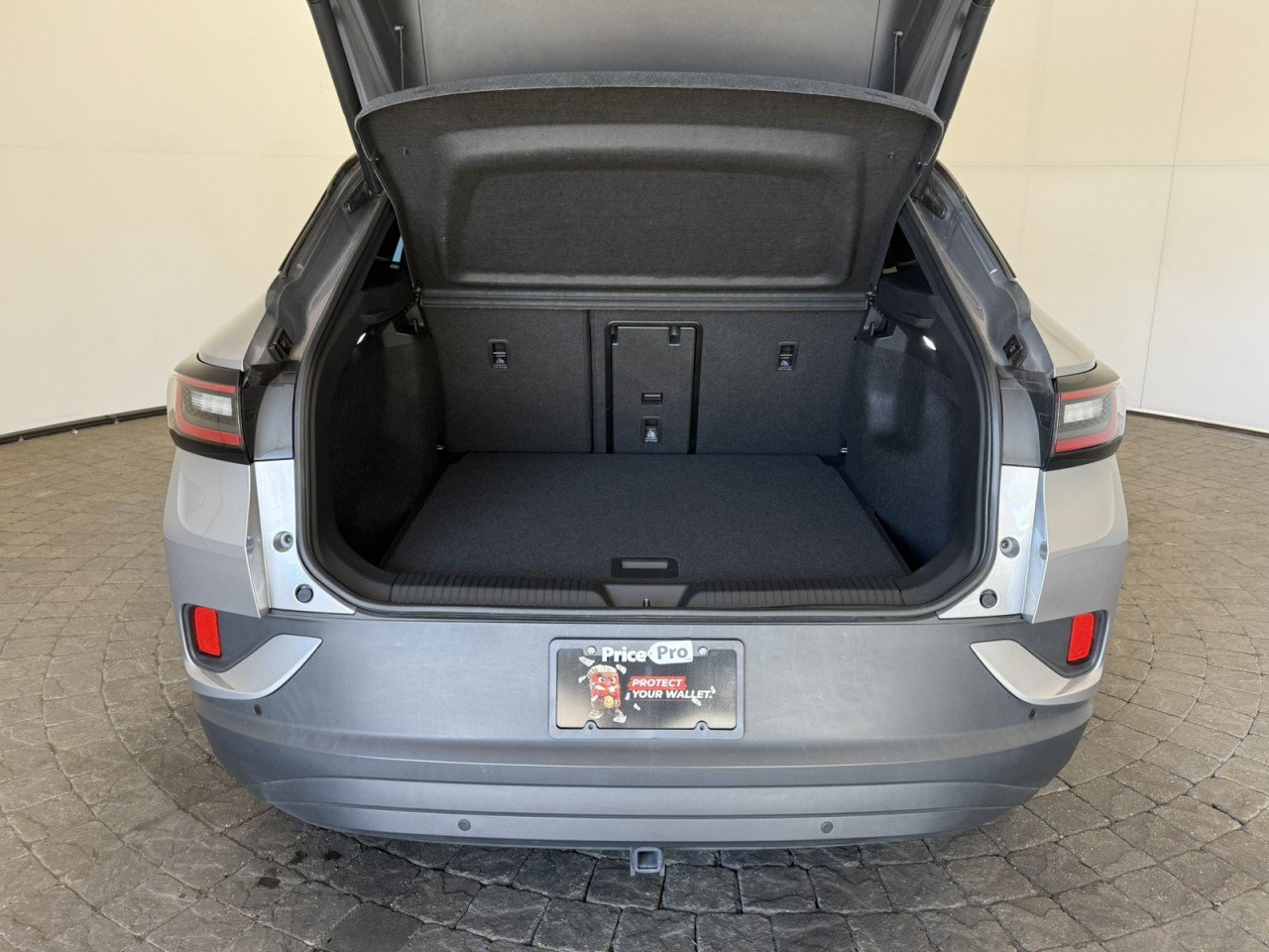 Used 2024 Volkswagen ID.4 Pro S AWD/4WD image 7