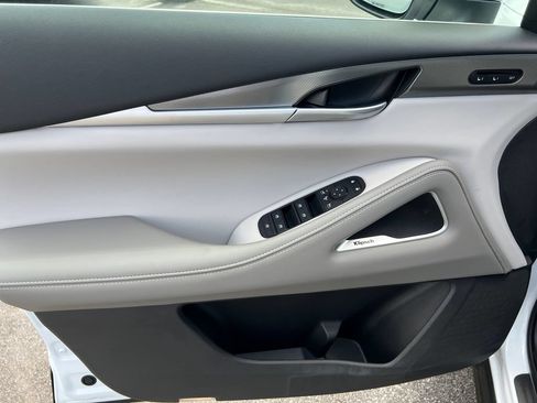 New 2027 INFINITI QX60 Luxe w/ Cargo Package FWD image 11