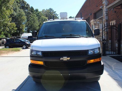 Used 2021 Chevrolet Express 2500 w/ Driver Convenience Package image 2