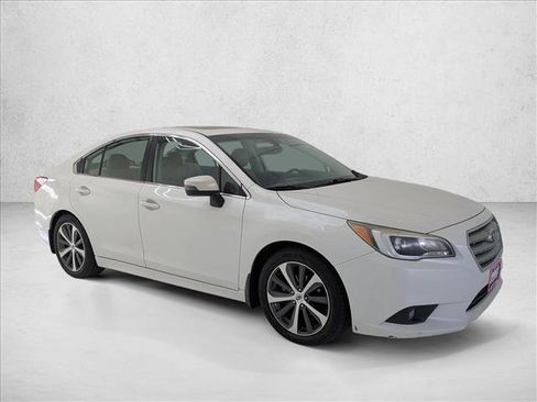 Used 2017 Subaru Legacy 2.5i Limited AWD/4WD image 3