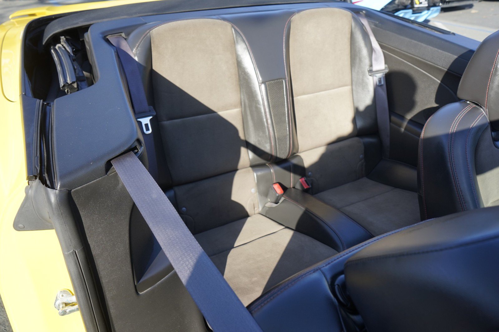 Used 2013 Chevrolet Camaro ZL1 RWD image 20