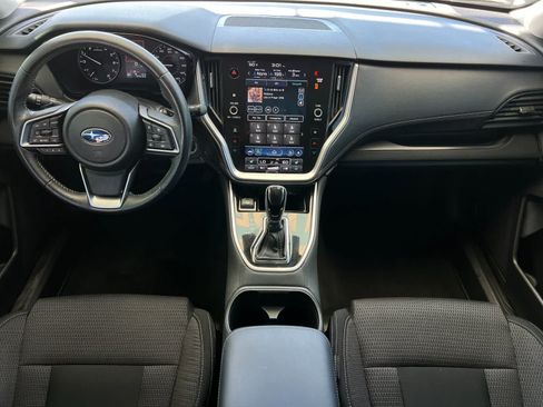 Used 2024 Subaru Outback Premium AWD/4WD image 4