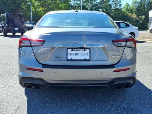 Used 2022 Maserati Ghibli Modena RWD image 17