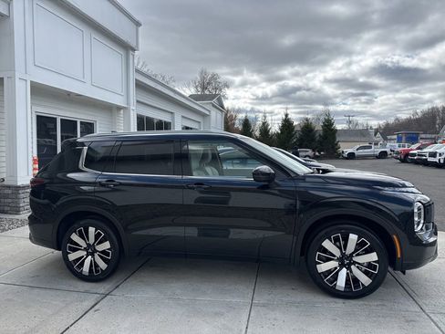 New 2026 Mitsubishi Outlander SEL AWD/4WD image 8