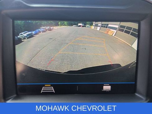 Used 2020 Chevrolet Silverado 1500 Custom w/ Custom Value Package AWD/4WD image 16
