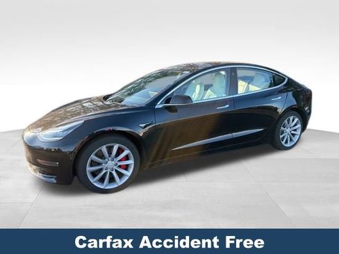Used 2018 Tesla Model 3 Long Range image 2
