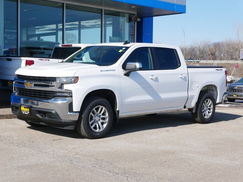 Used 2022 Chevrolet Silverado 1500 LT AWD/4WD image 6