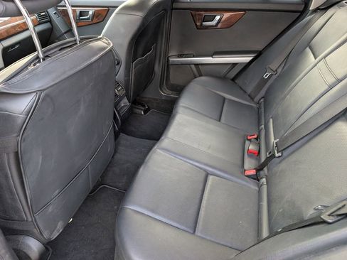 Used 2011 Mercedes-Benz GLK 350 4MATIC image 24