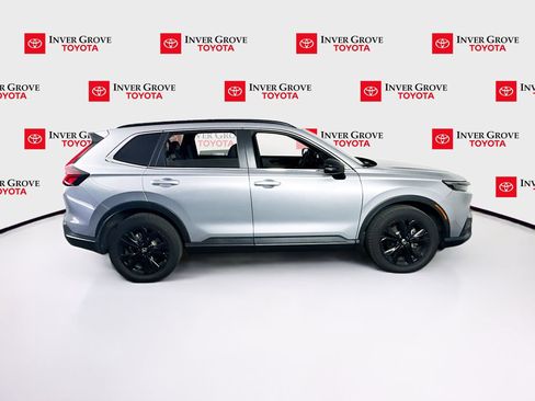 Used 2023 Honda CR-V Sport Touring image 4