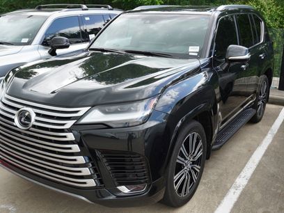 Used 2024 Lexus LX 600 4WD w/ Luxury Package