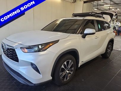 Used 2023 Toyota Highlander XLE