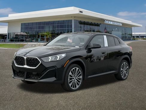 New 2026 BMW X2 xDrive28i w/ Convenience Package image 5