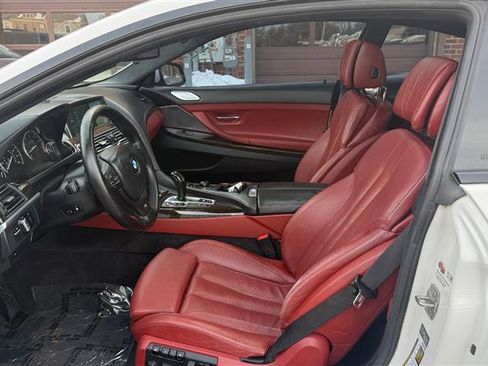 Used 2013 BMW 650i xDrive Coupe w/ M-Sport Package image 17