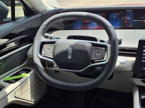 New 2026 Lincoln Nautilus Premier AWD/4WD image 10