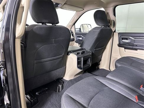 Used 2020 RAM 2500 Big Horn w/ Level 1 Equipment Group image 21