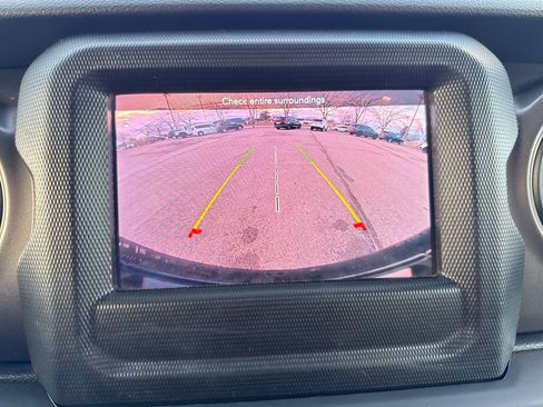 Certified 2022 Jeep Wrangler Unlimited Sport image 23