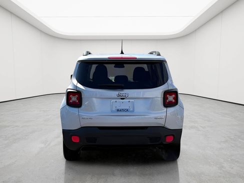 Used 2015 Jeep Renegade Latitude AWD/4WD image 7