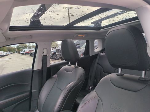 Used 2020 Jeep Compass Limited image 22