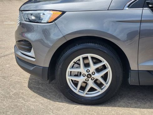 Used 2024 Ford Edge SEL AWD/4WD image 8