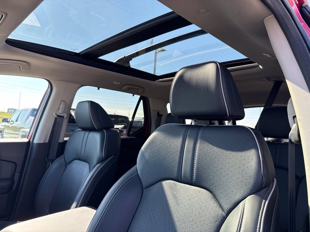 Certified 2025 Honda Pilot Elite image 21