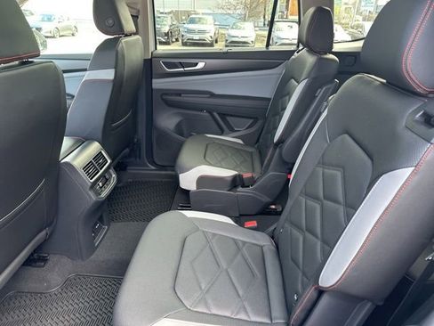 New 2026 Volkswagen Atlas Peak Edition AWD/4WD image 15