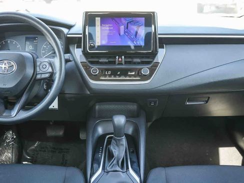 Used 2024 Toyota Corolla LE FWD image 13