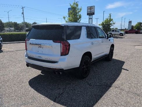Used 2023 GMC Yukon Denali w/ Denali Reserve Package AWD/4WD image 19