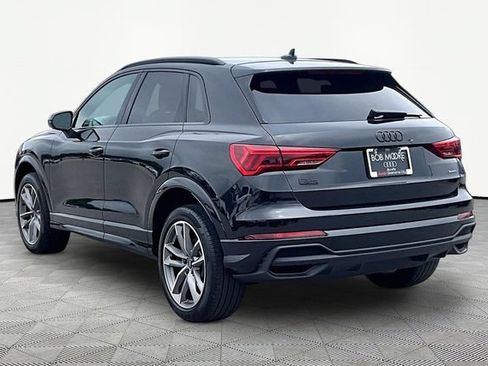 Used 2023 Audi Q3 2.0T Premium w/ Black Optic Sport Package AWD/4WD image 12