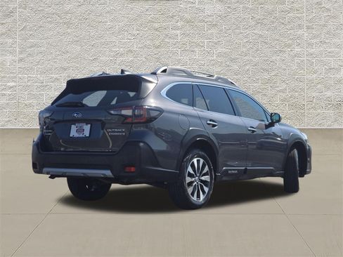 Certified 2023 Subaru Outback Touring XT AWD/4WD image 7