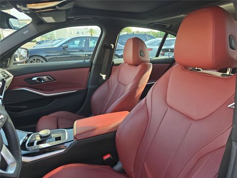 Used 2023 BMW 330i Sedan w/ Premium Package RWD image 13