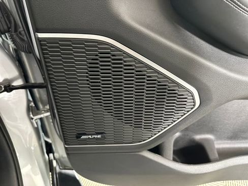 Used 2022 Jeep Grand Cherokee Limited 4xe w/ Luxury Tech Group II image 28