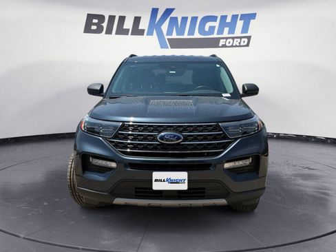 Used 2023 Ford Explorer XLT w/ Equipment Group 202A AWD/4WD image 8