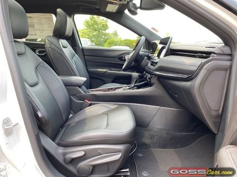 New 2025 Jeep Compass Limited w/ Sun & Sound Group image 6