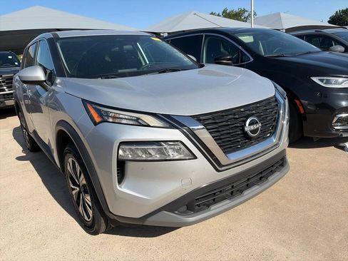 Certified 2023 Nissan Rogue SV FWD image 22