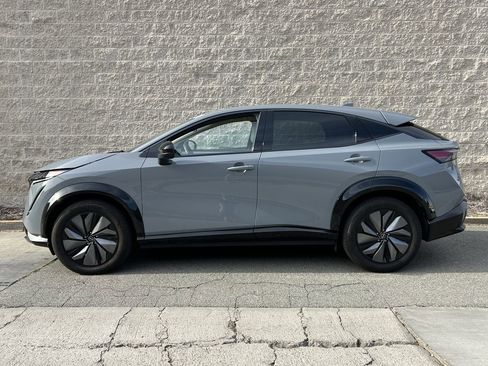Certified 2025 Nissan Ariya AWD image 4