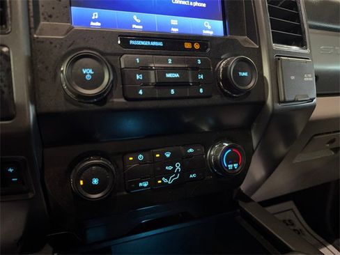 Used 2020 Ford F250 XLT w/ XLT Value Package image 22