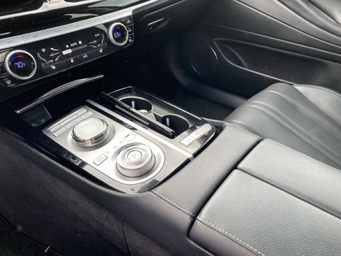 Used 2023 Genesis G80 2.5T image 18