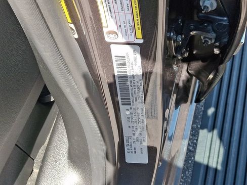Used 2020 RAM 1500 Limited AWD/4WD image 33