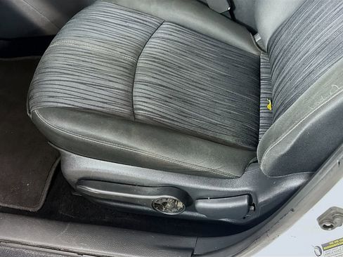 Used 2017 Nissan Sentra SV FWD image 9