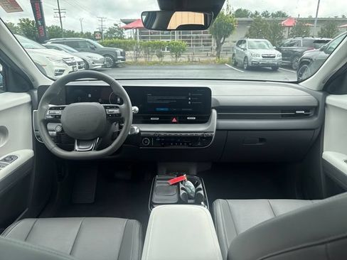 Certified 2026 Hyundai Ioniq 5 SEL RWD image 12