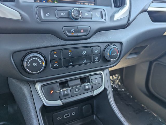 Used 2023 GMC Terrain SLE FWD image 26
