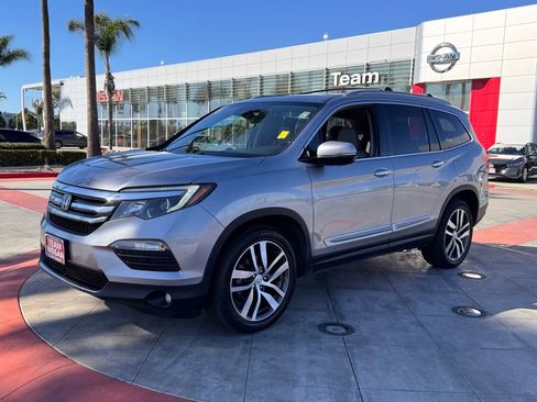Used 2016 Honda Pilot Elite image 4