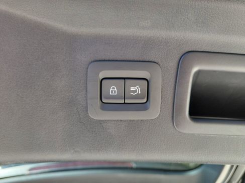 Certified 2024 MAZDA CX-90 3.3 Turbo w/ Preferred Package image 10