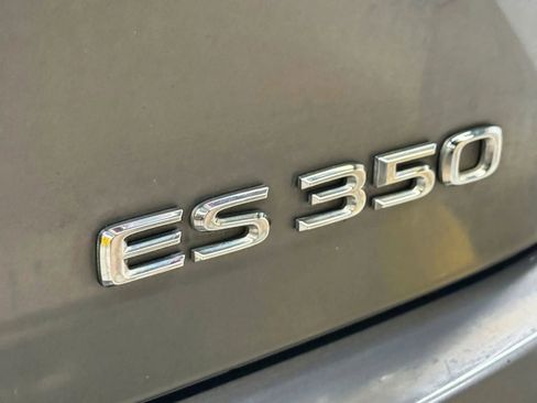 Used 2014 Lexus ES 350 w/ Premium Package FWD image 13