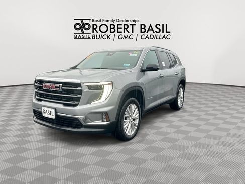 Used 2025 GMC Acadia Elevation w/ Elevation Premium Package AWD/4WD image 4