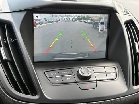 Used 2017 Ford Escape SE w/ SE Leather Comfort Package AWD/4WD image 16