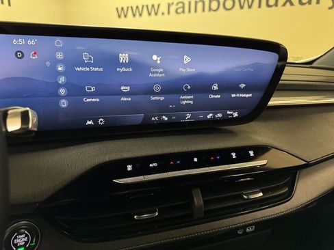 Used 2025 Buick Enclave Sport Touring image 14