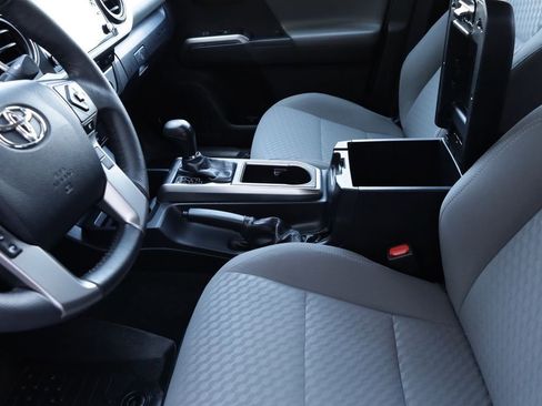 Certified 2023 Toyota Tacoma SR5 AWD/4WD image 37