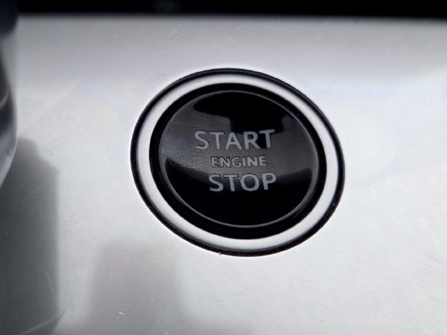 Used 2023 Land Rover Range Rover SE AWD/4WD image 40